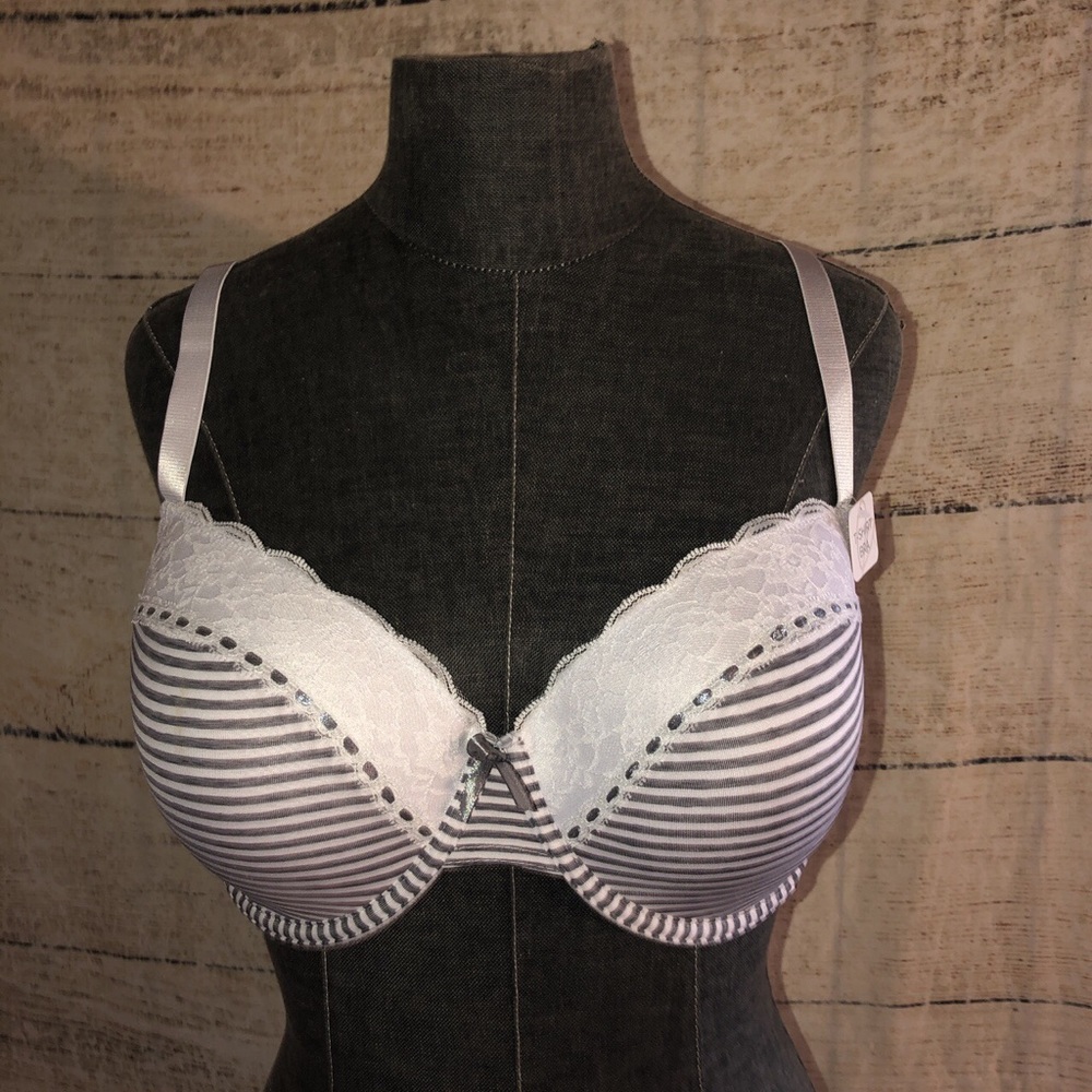 38D T-shirt Bra